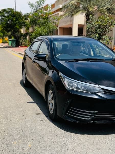 Toyota Corolla GLI 2017 AUTOMATIC MINT CONDITION 6