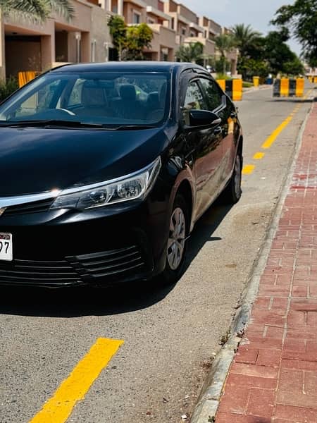 Toyota Corolla GLI 2017 AUTOMATIC MINT CONDITION 7