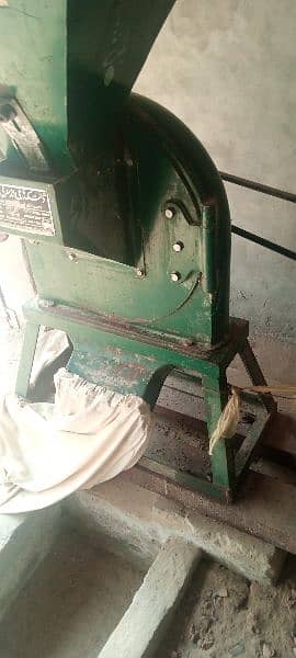 Aata chaki ,peter engine ,dhan machine for sell 3