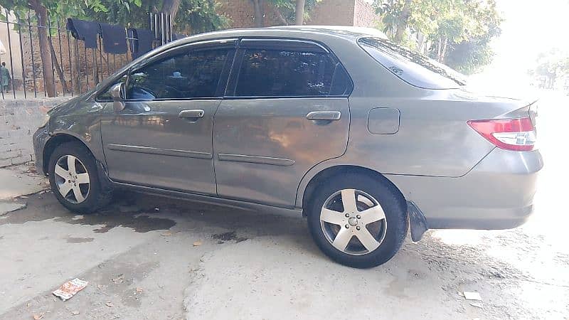 Honda City IDSI 2003/4 8