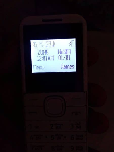 kubsurat keypad mobile koe masla nhi ha siraf battery nhi ha all ok ha 1