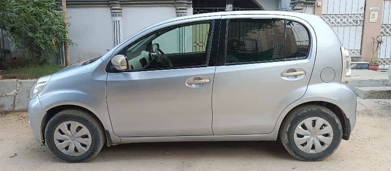 Toyota Passo 2011 2