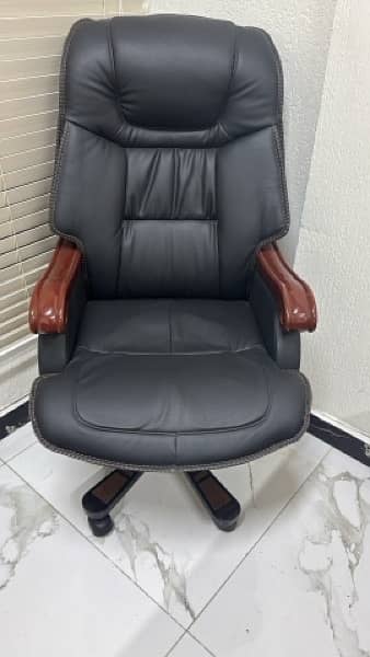 Executive Rickliner office chair 0