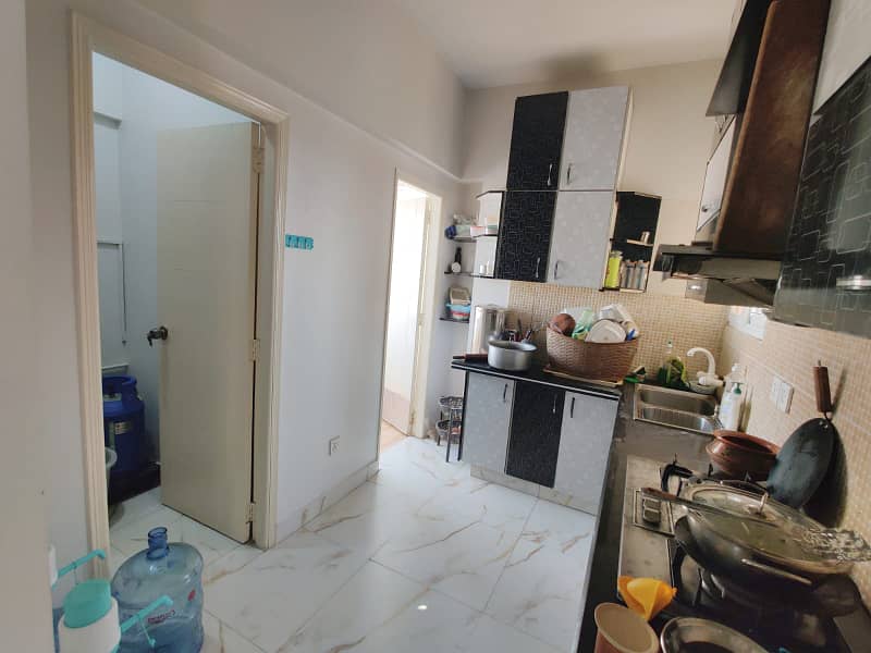 2 BED DD FLAT FOR SALE IN GULSHAN-E-IQBAL 13 D/3 2