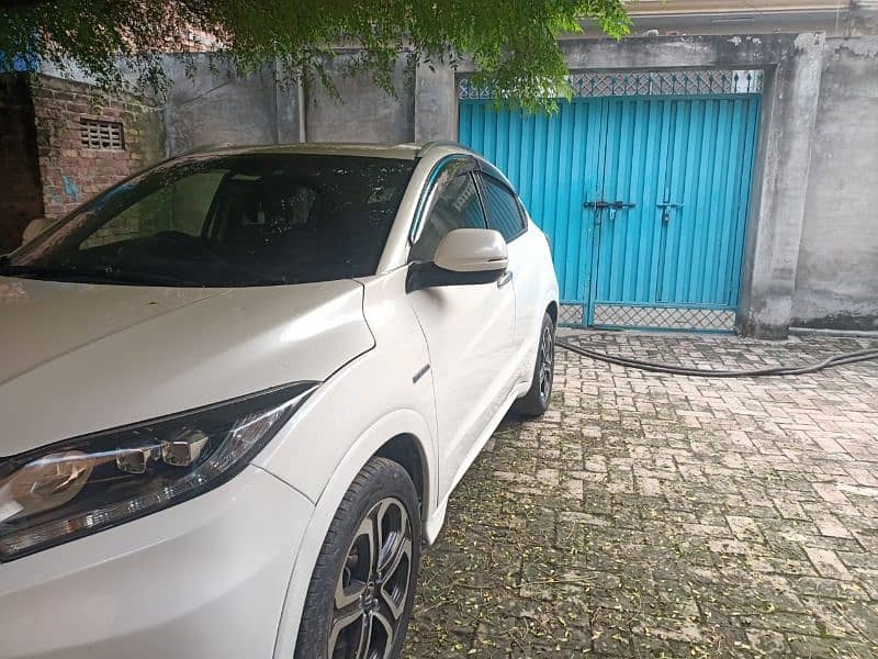 Honda Vezel Model 2017/16 Japanese For Sale 3