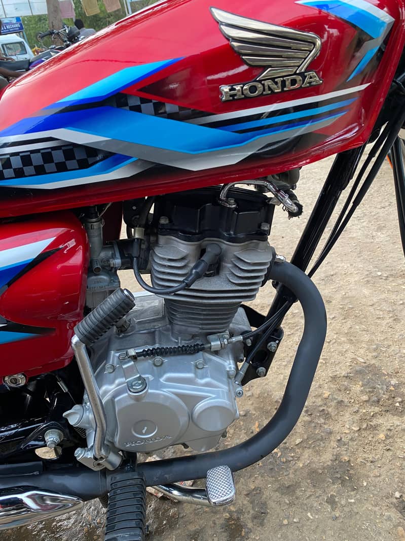 Honda CG 125 2024 4