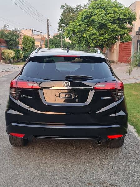 Honda Vezel 2019 z sensing 4.5 grade 6