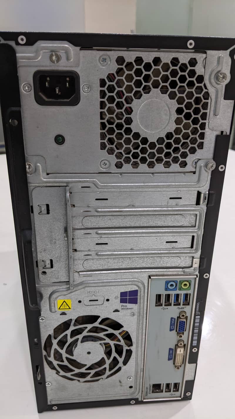 Hp Core i5 4th generation condition 10 by 10 contact whatspp 2