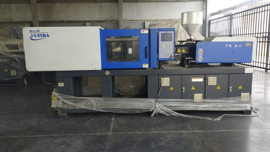 Brand new injection molding machine for sale / INJECTION MOLDING 7