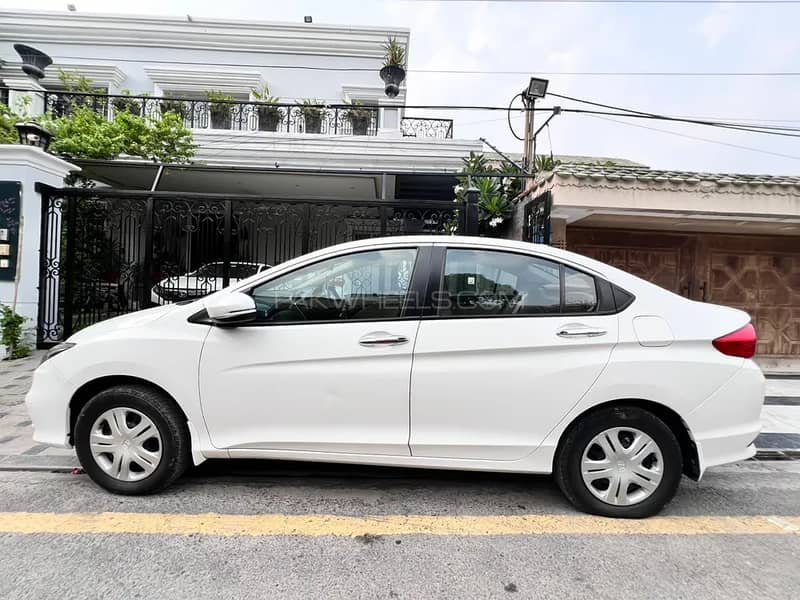 Honda City IVTEC 2022 1.5 2