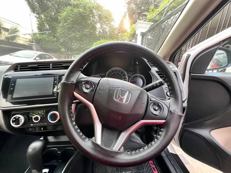 Honda City IVTEC 2022 1.5 9