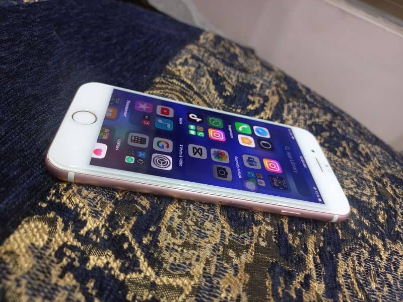 Iphone 7 Non PTA 128GB 4