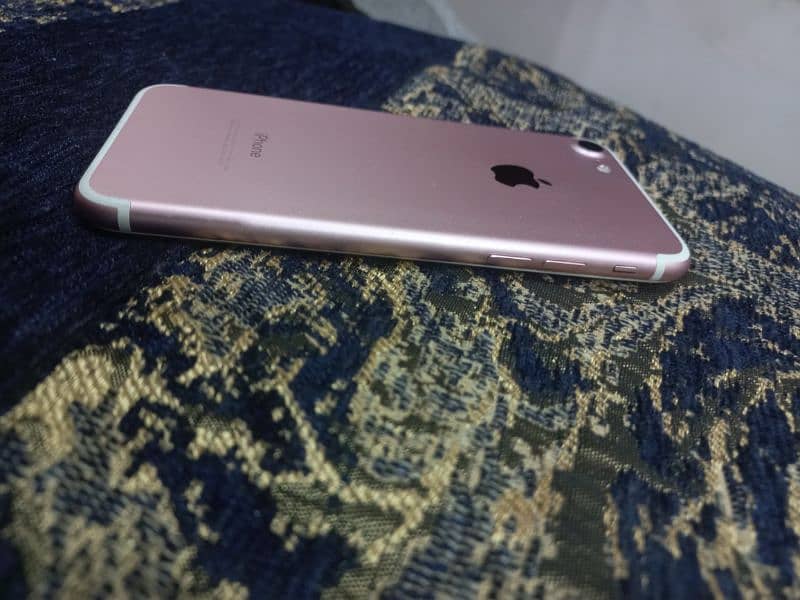 Iphone 7 Non PTA 128GB 12