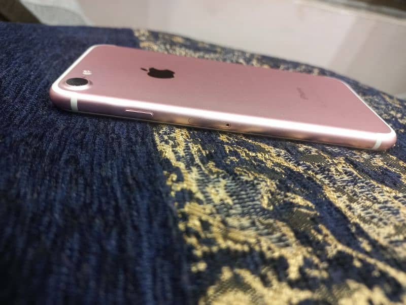 Iphone 7 Non PTA 128GB 14