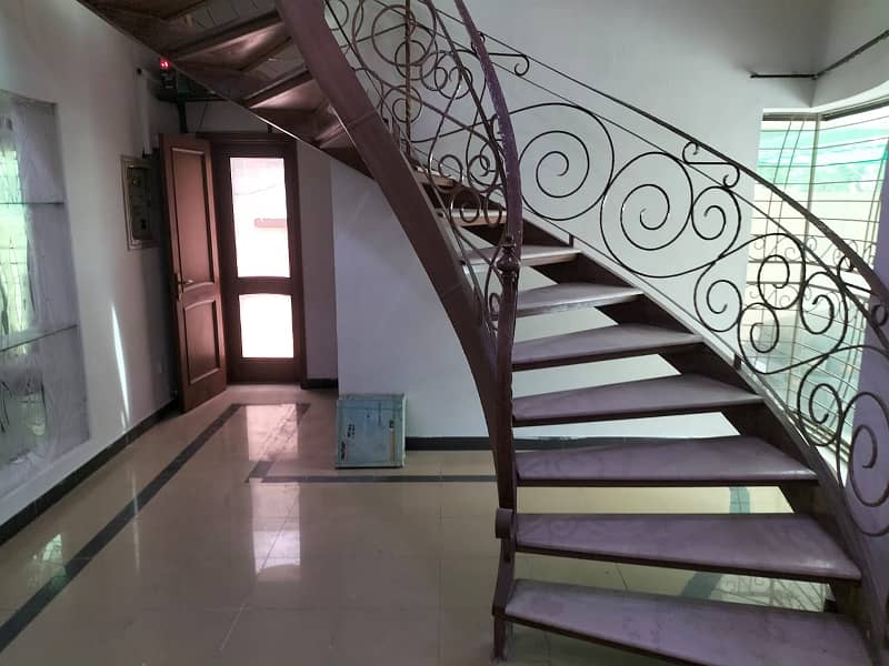 1 Kanal 2 Bedroom Lower Portion For Rent In Block-X DHA Phase 3 Lahore 1