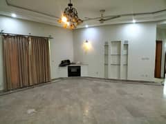 1 Kanal 2 Bedroom Lower Portion For Rent In Block-X DHA Phase 3 Lahore 0