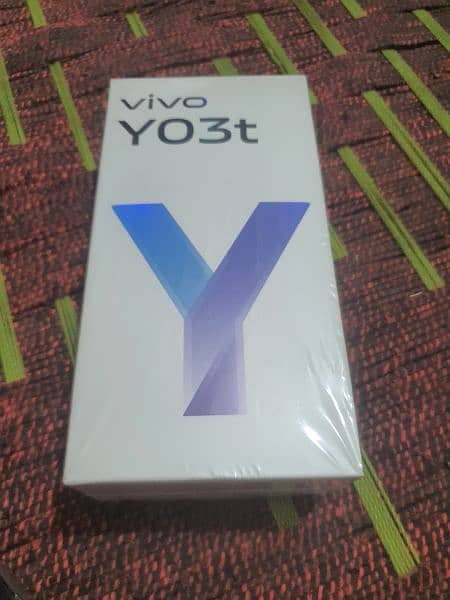 vivo yet 4/64  just box open 1