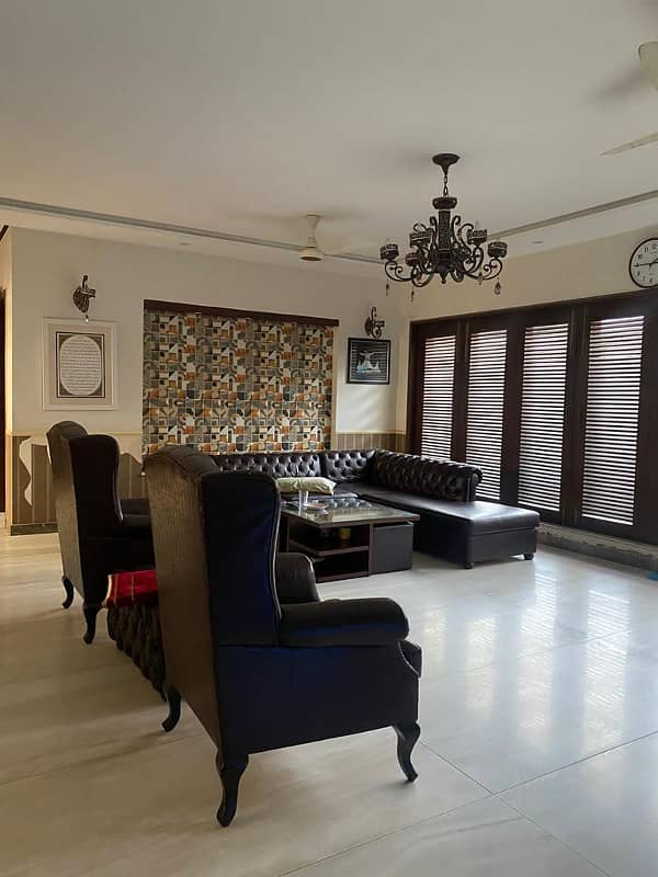 A beautiful and luxuries house for sale in DHA phase 4, AA block 3