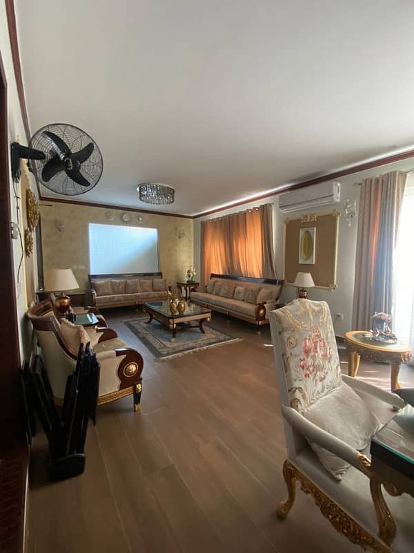 A beautiful and luxuries house for sale in DHA phase 4, AA block 29