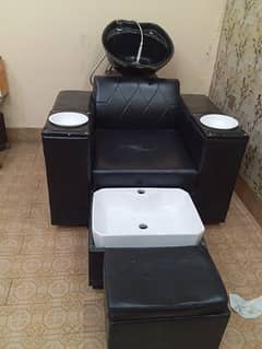 mani pedi plus washing unit