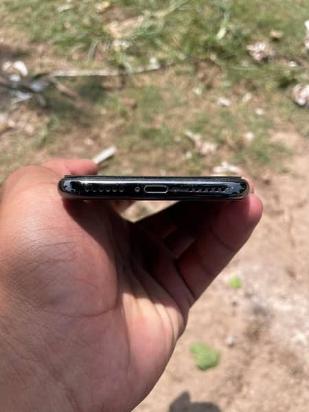 Iphone x black colour 3