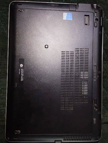 HP laptop for sall 2