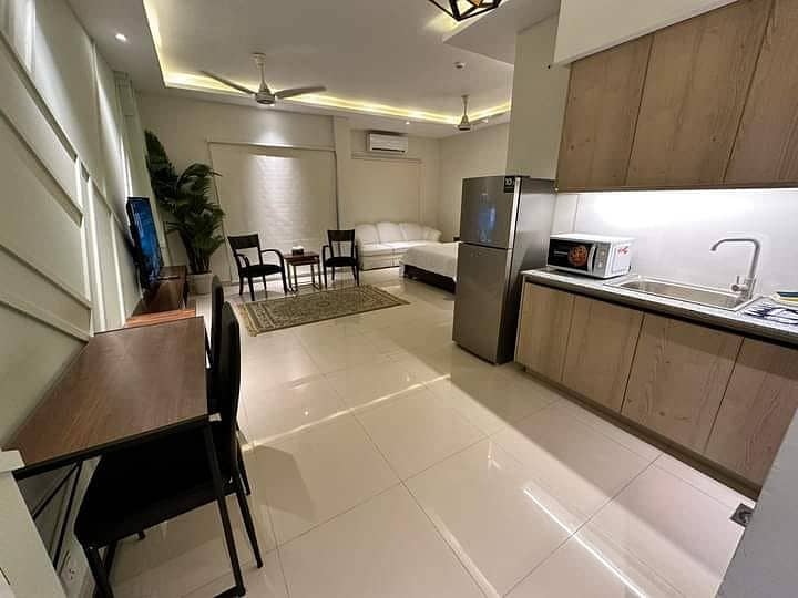 1 Bed Luxurious Fully Furnished Apartment for Rent 2