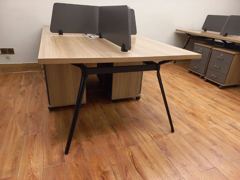 Workstation / Office Table for software house 8