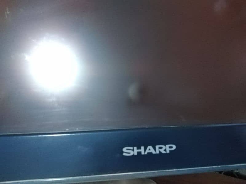 sharp 40 inch lcd 1