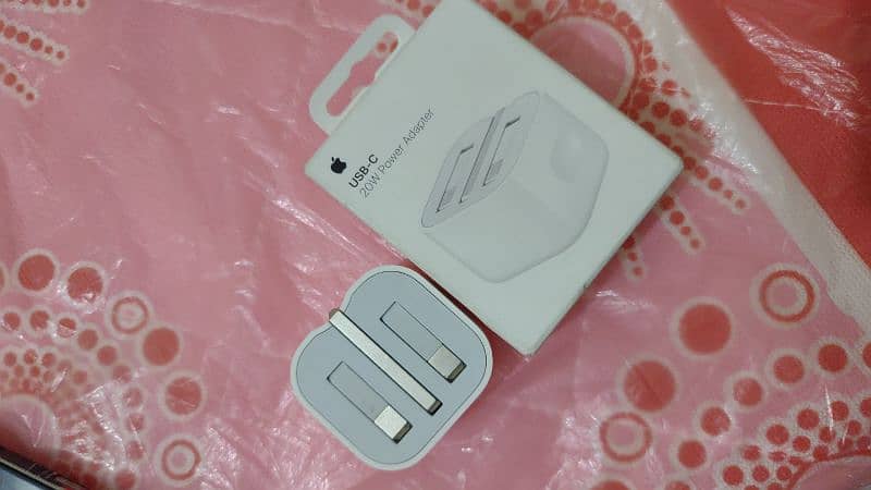 iPhone 15 pro max White Titanium JV 512 GB 8