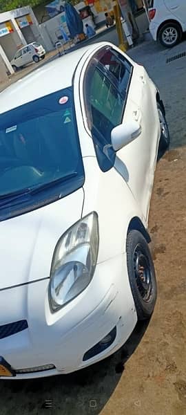 Toyota Vitz 2010 1