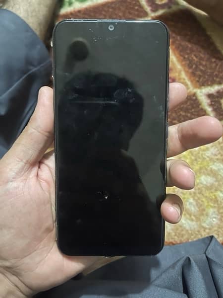 Vivo Y11 in good condition with box 2