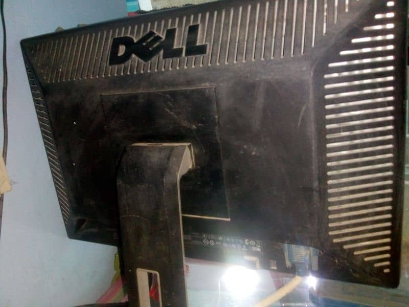 LCD for seal 17 ya 20 inch ki hai LCD ok hai 0