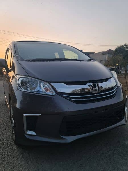 Honda Freed 2016 3