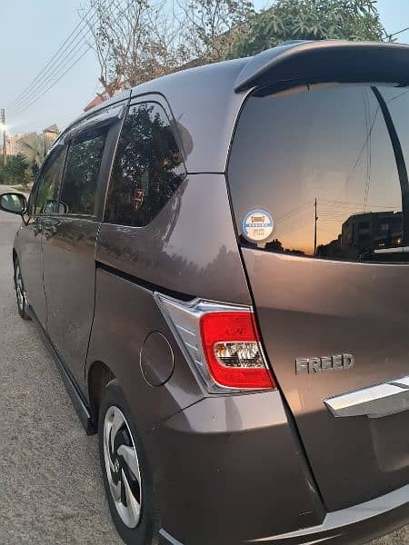 Honda Freed 2016 6