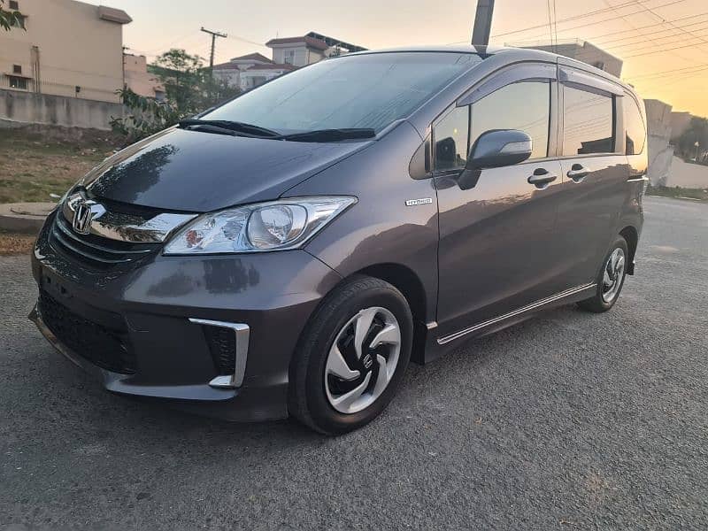 Honda Freed 2016 9