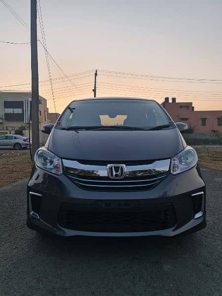 Honda Freed 2016 12