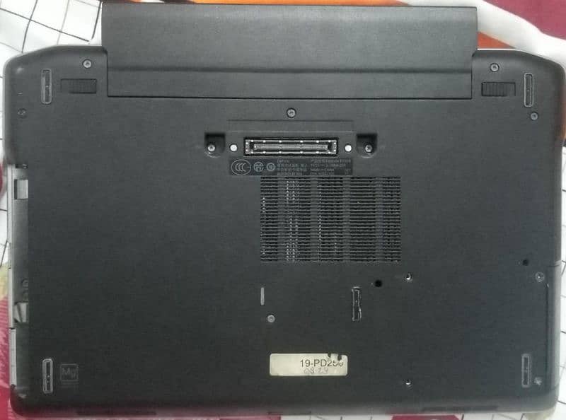 Selling used Dell latitude laptop 3