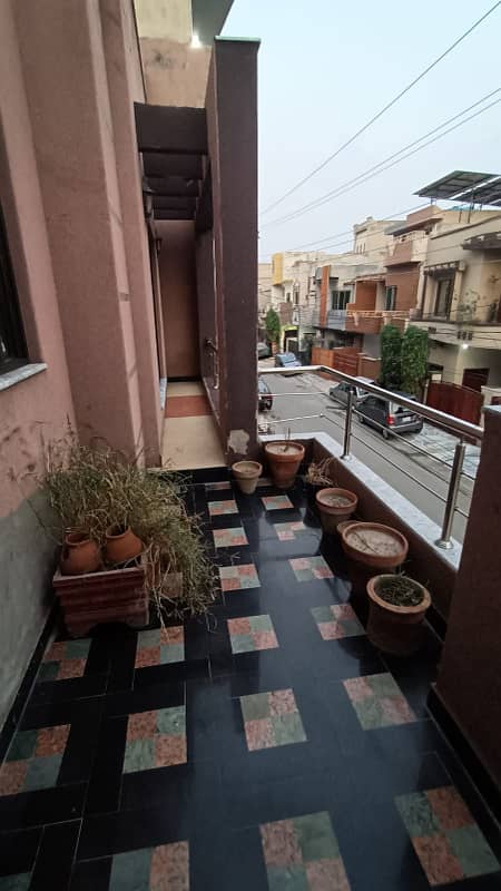 5 maral double story house near to emporium mall have 3bed 7