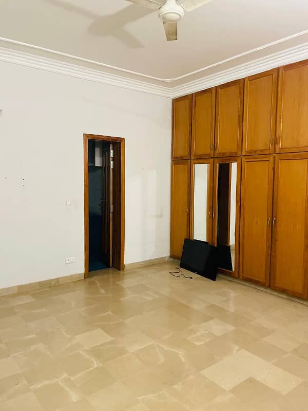 With Basement 1 Kanal Lower Portion Available For Rent in DHA Phase 5 at a Prime Location 2