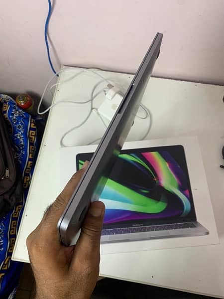 Macbook M2 pro 256GB 4