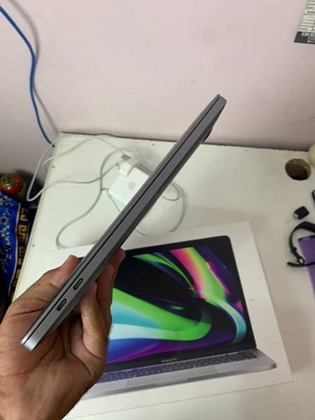 Macbook M2 pro 256GB 5