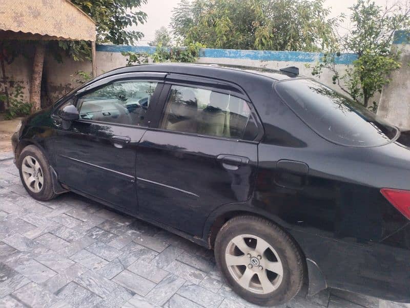 Honda City IDSI 2005 5