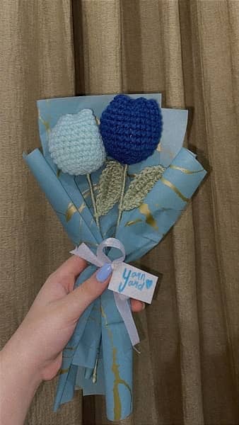 crochet flower bouquet (blue tulips) 1