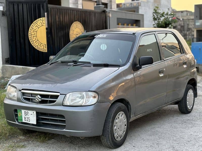 Suzuki Alto 2011 3