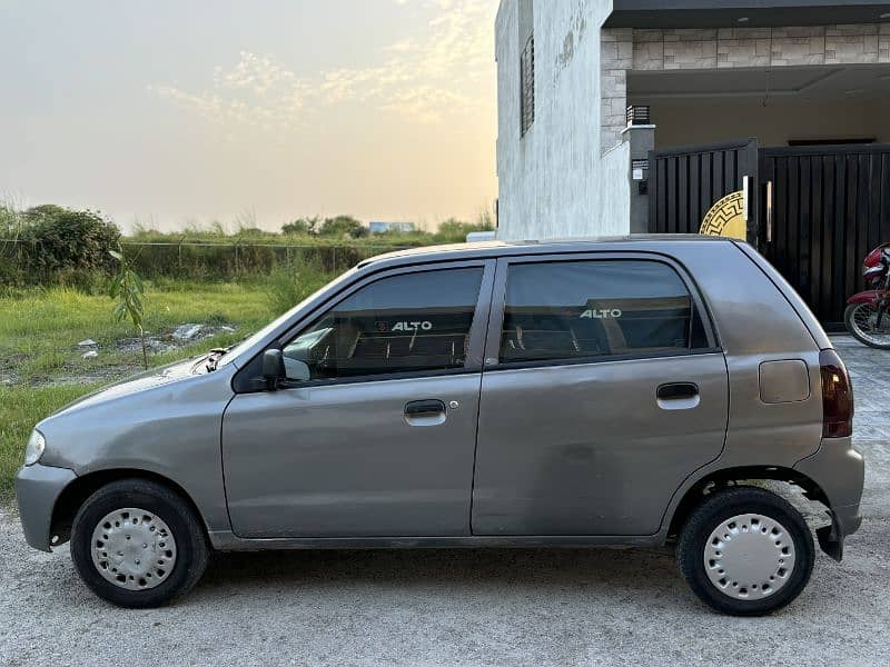 Suzuki Alto 2011 11