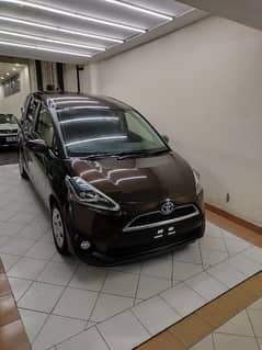 Toyota Sienta 2018