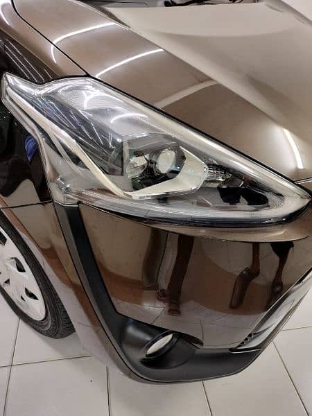 Toyota Sienta 2018 3