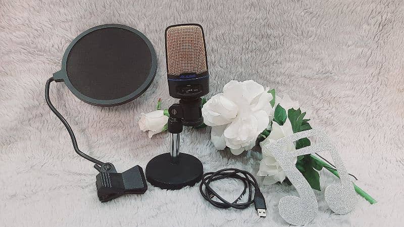 Alesis USB Podcast Microphone 0