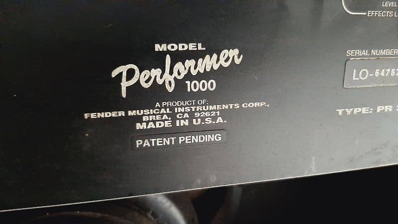 Fender Performer 1000 made in USA 7